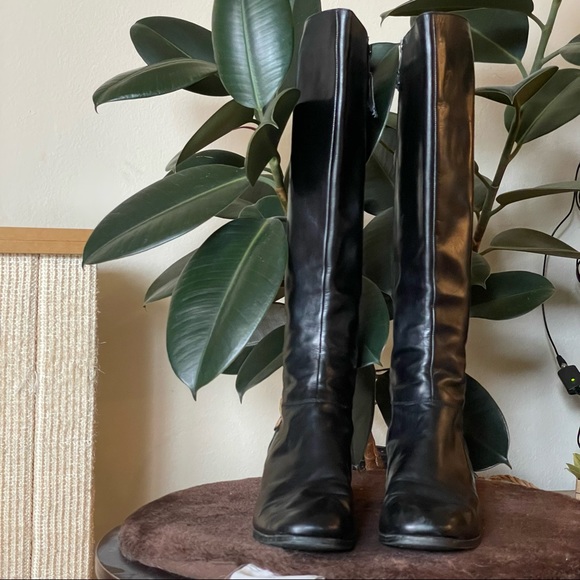VINTAGE Ferragamo knee high black leather boots - size 9.5/10 - Picture 3 of 17